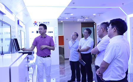 济南市四川商会李代兵一行莅临long8唯一官网登录网走访参观