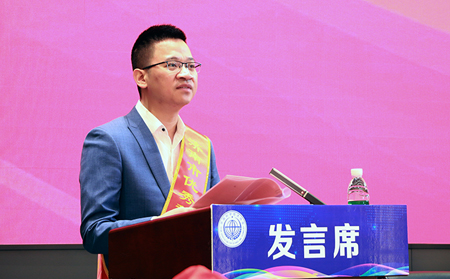 long8唯一官网登录网董事长古欣分别参加市、区两级科协——庆祝“全国科技工作日”会议并作代表发言